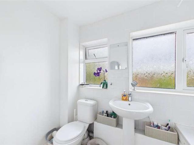 House for sale in Lightwater, Surrey Heath