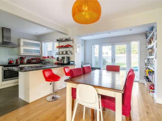 House for sale in Windsor, Dedworth