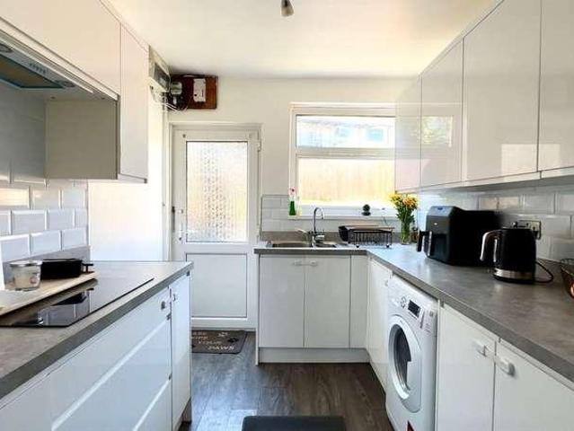House for sale in Cimla, Neath