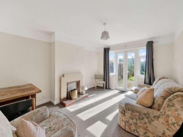 House for sale in The Slade, Oxfordshire