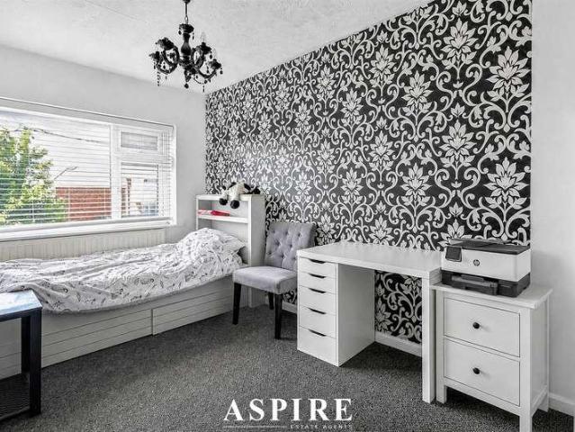 House for sale in South Benfleet, Essex