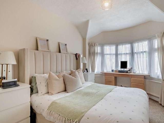 House for sale in North Watford, Hertfordshire