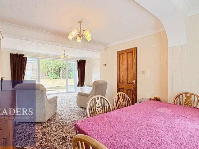 House for sale in Chipping Hill, Essex