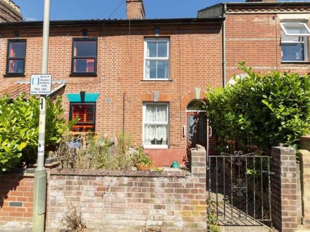House for sale in New Catton, East Bank