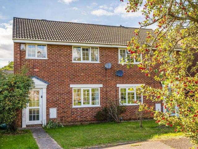 House for sale in Wapley, Dodington