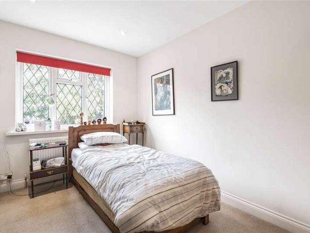 House for sale in Barnet, Cockfosters