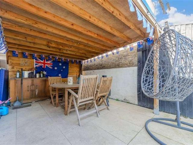 House for sale in New Town, Monks Orchard