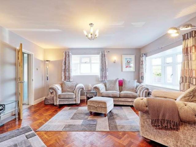 House for sale in North Shoebury, Alton Barnes