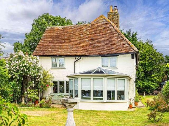 House for sale in Edlesborough, Buckinghamshire