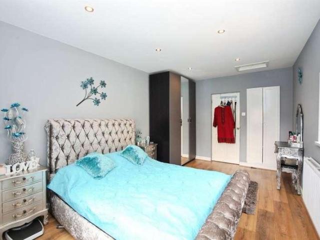 House for sale in Pillgwenlly, Wales