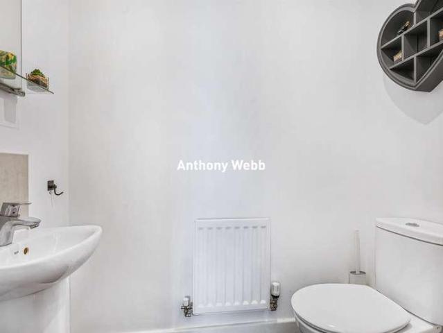 House for sale in Churchgate, Broxbourne
