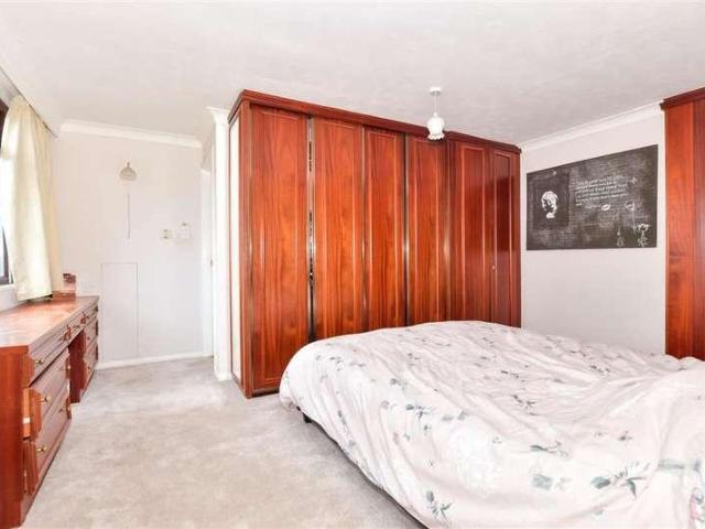 House for sale in Midway, Kent