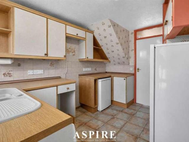 House for sale in Alton Barnes, Essex