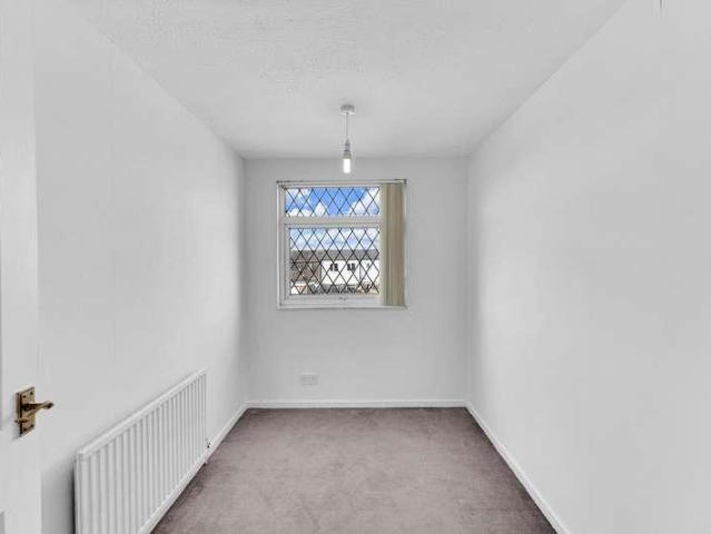 House for sale in Widnes, Cheshire