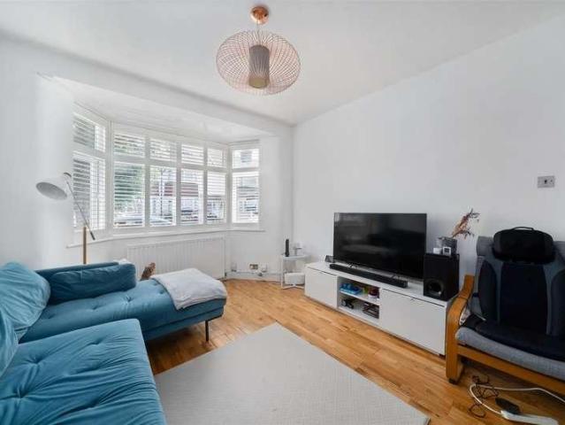 House for sale in New Malden, West Barnes
