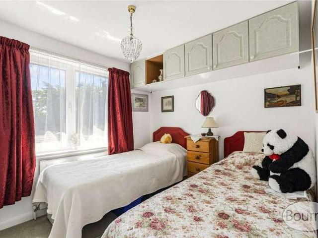 House for sale in Slyfield, Westborough