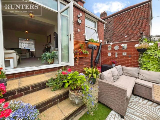 House for sale in Old Town, Pogmoor