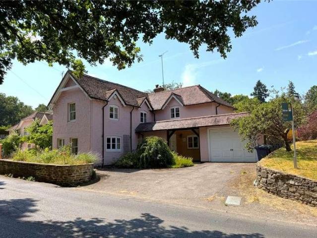 House for sale in Fole, Surrey