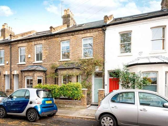 House for sale in North Kensington, Greater London
