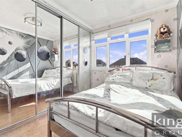 House for sale in Enfield Highway, Greater London
