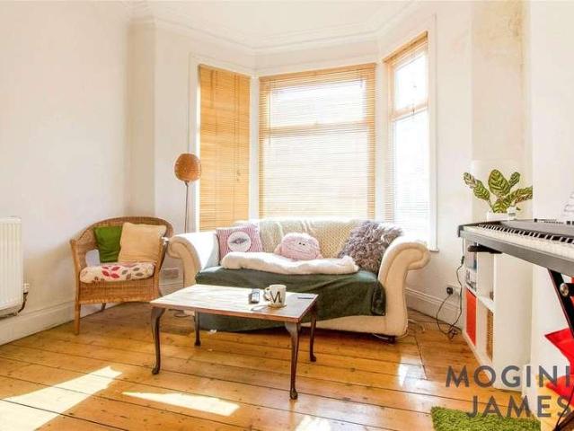 House for sale in Plasnewydd, Falcon Lodge