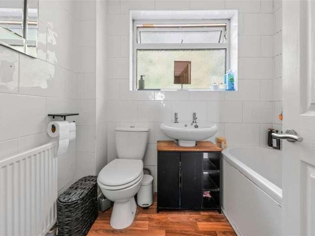House for sale in Greenfields, Red Hill