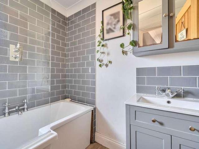 House for sale in Spring Vale, Hampshire