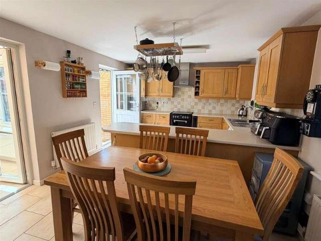 House for sale in Sturminster Newton, Bagber