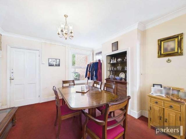 House for sale in Emmbrook, Wokingham