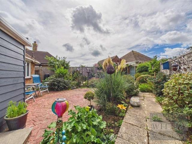 House for sale in Pebsham, Heathlands