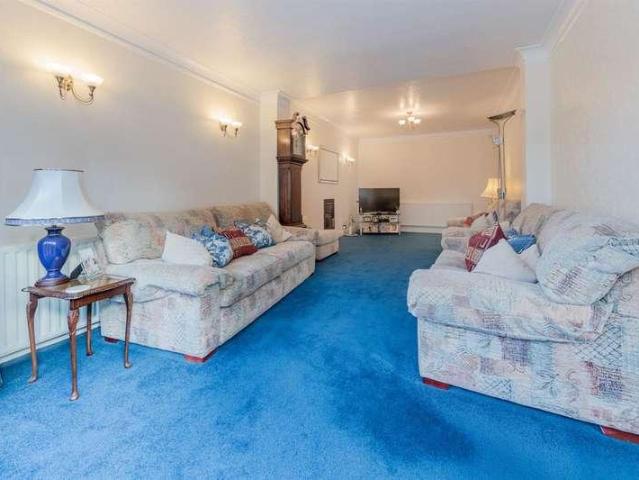 House for sale in Greater London