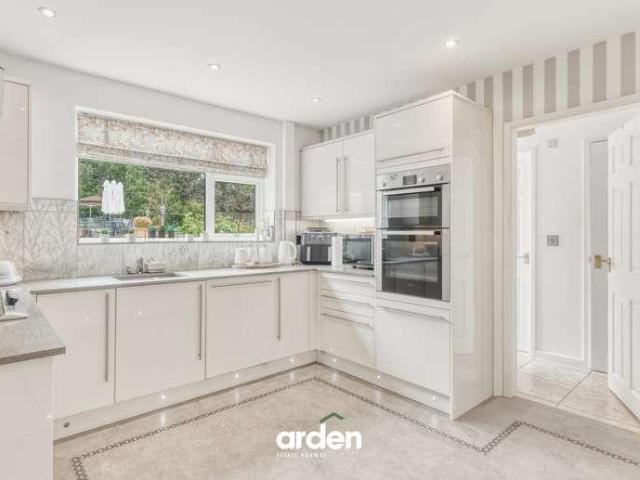 House for sale in Crookhill, Worcestershire