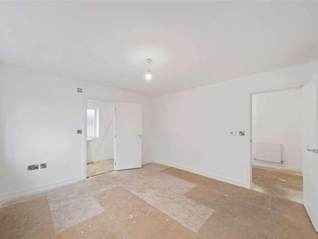 House for sale in Hale