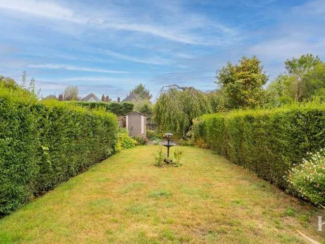 House for sale in Kings Heath, Wake Green