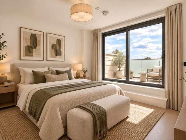 House for sale in Hook, Greater London