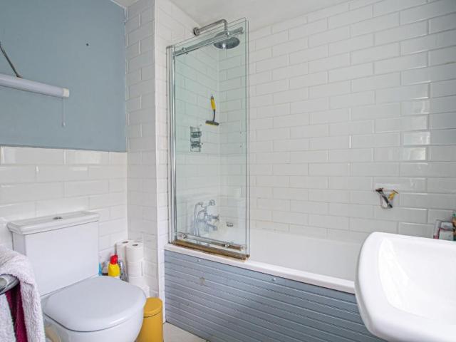 House for sale in Leighton-Linslade, Leighton Buzzard