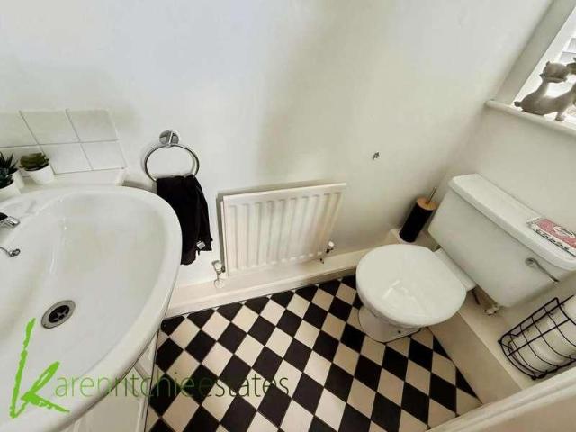 House for sale in Belmont Park, Lee Bank