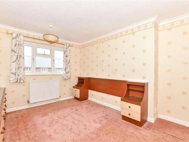 House for sale in Spring Vale, Hampshire