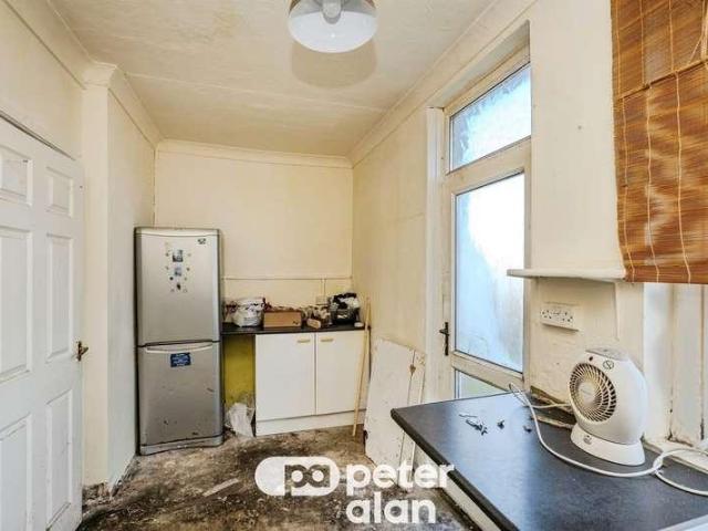 House for sale in Onllwyn, Wales