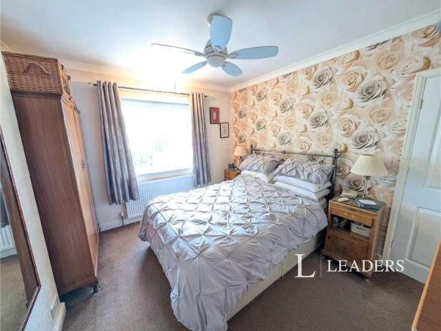 House for sale in Potters Corner, East Midlands