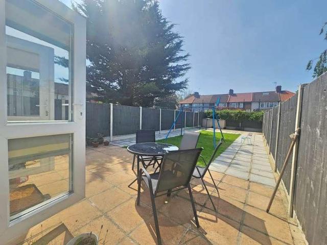 House for sale in Dagenham, Becontree Heath House for sale in Dagenham, Becontree Heath