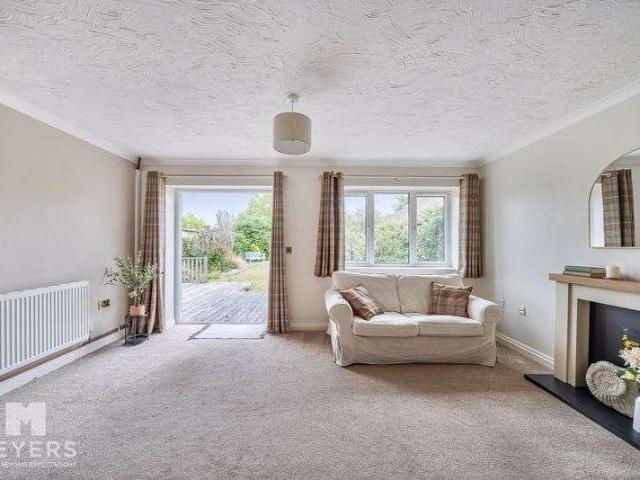 House for sale in Wool, East Burton