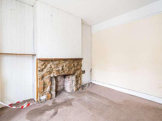 House for sale in Slyfield, Guildford