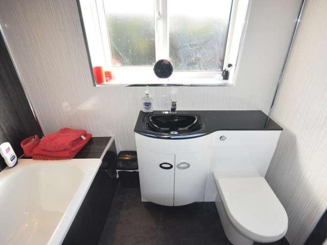 House for sale in Roose, Stank