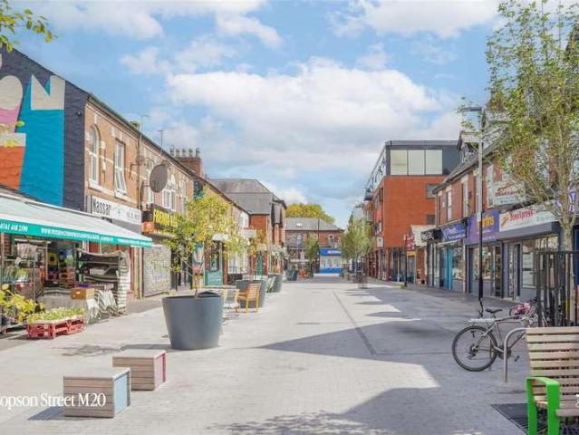 House for sale in Georgia, Greater Manchester