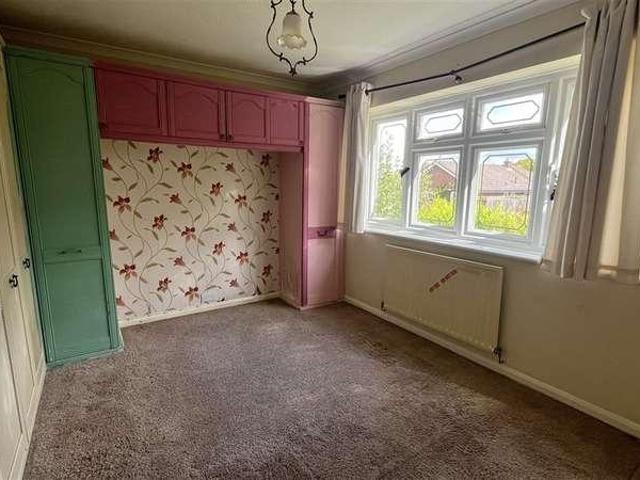 House for sale in Fole, Surrey