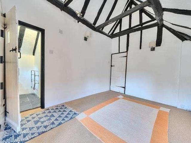 House for sale in Henley-on-Thames, Berrick Salome