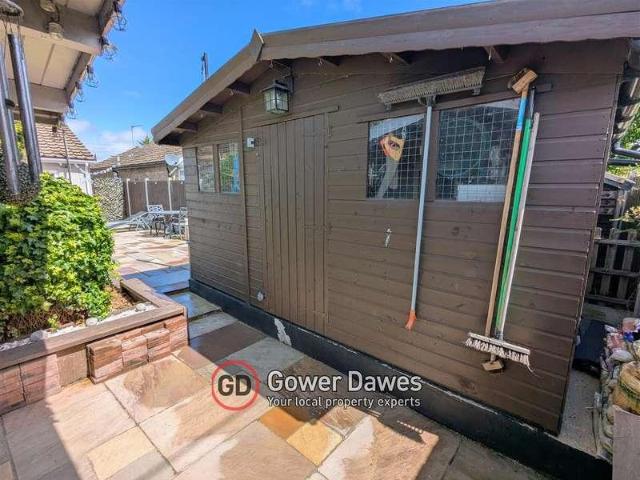 House for sale in Tilbury, Essex