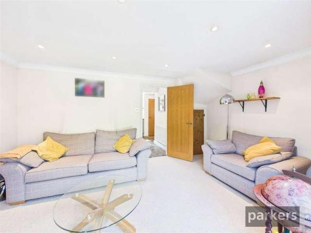 House for sale in Deer Park, Black Bourton