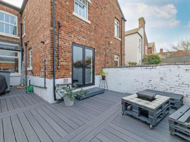 House for sale in Wilderspool, Warrington